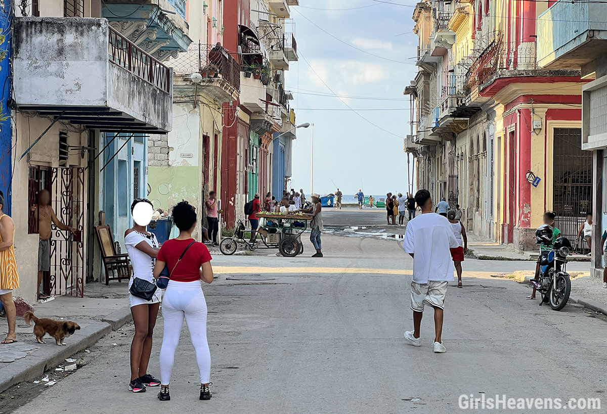 Cuban Girls